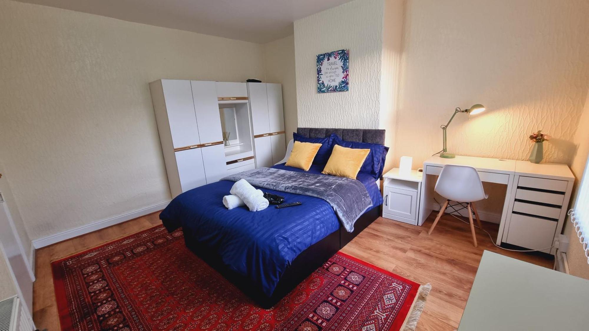 Spacious Two Bedroom House, Parking And Wifi Λιντς Εξωτερικό φωτογραφία